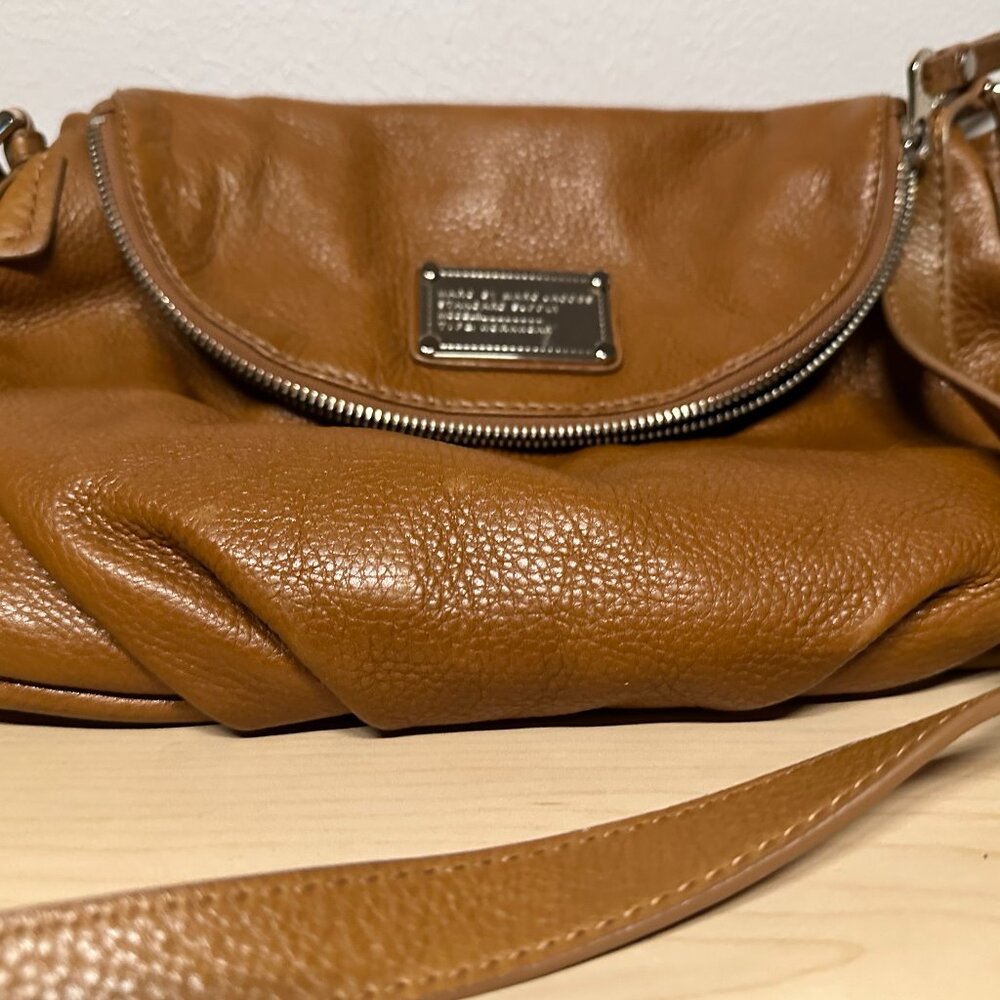 Marc Jacobs brown handbag